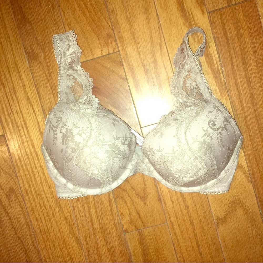 Victoria’s Secret Dream Angels Pushup Bra NWT